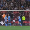 Sydney FC Jadi Sorotan: Dari Kiprah Overy hingga Jejak Edwards di Sepak Bola Australia