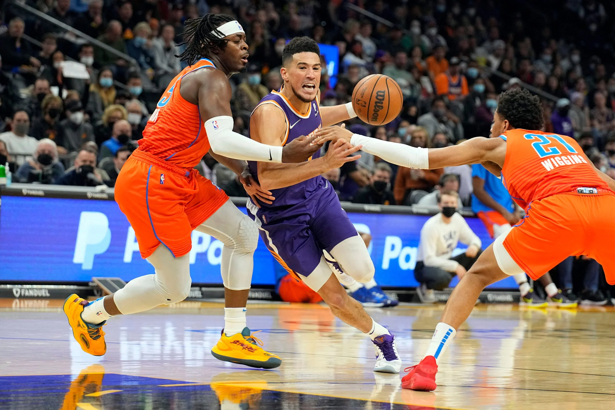 Thunder Kunci Devin Booker, Suns Takluk 114-125 di Oklahoma City