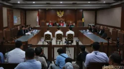 Tiga Eks Pejabat Bea Cukai Jalani Sidang Tuntutan Kasus Suap Impor Ilegal
