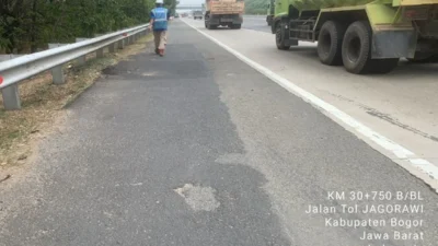 Tol Jagorawi Jadi Sorotan: Macet Parah hingga Kecelakaan Truk dan Pekerjaan Rekonstruksi