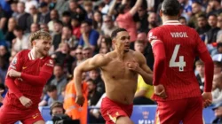 Trent Alexander-Arnold Digoda Kembali ke Liverpool, Heskey dan Carragher Beri Restu