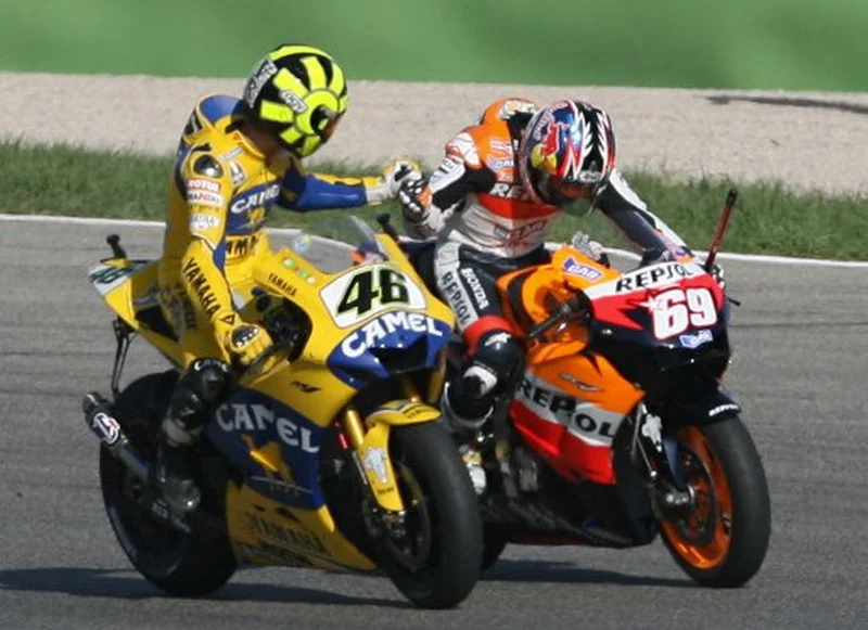 Valentino Rossi dan Sejarah MotoGP 2006: Ketika Hayden Juara, Elias Cetak Rekor