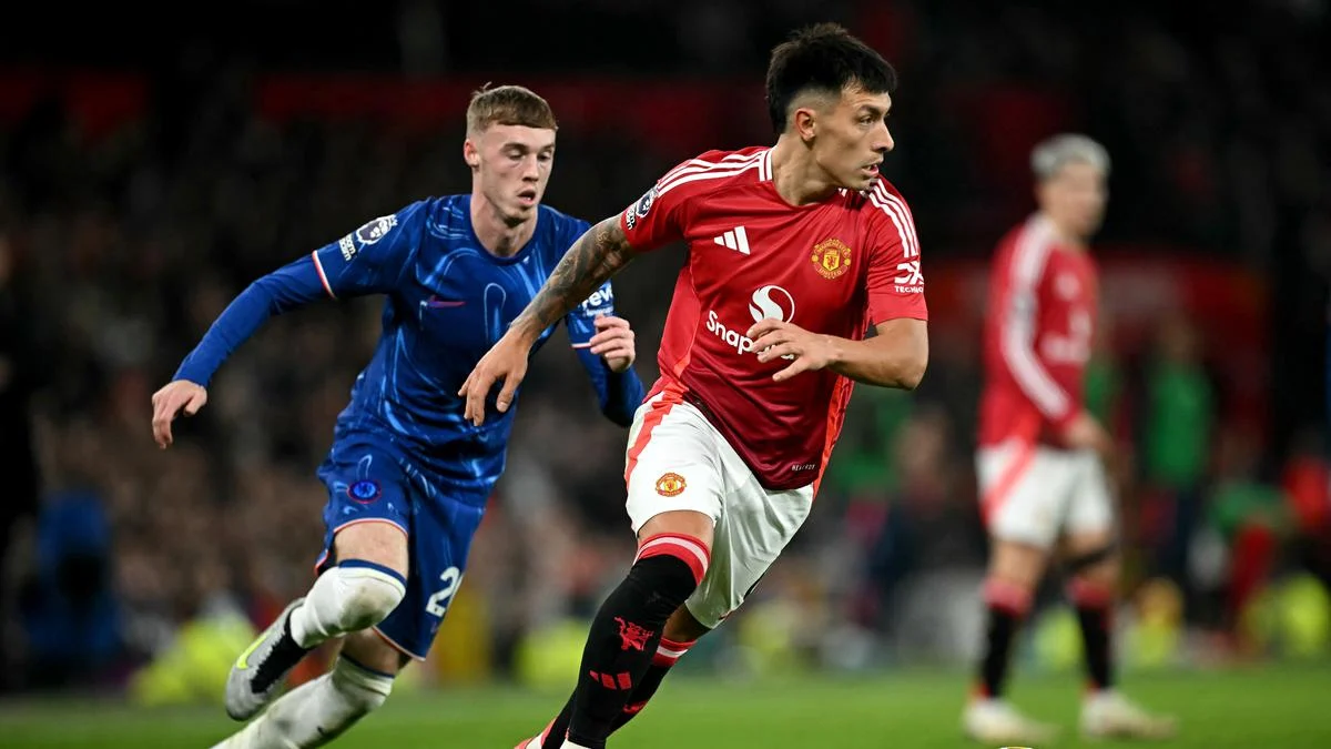 Chelsea Tumbangkan Manchester United 2-0 di Liga Inggris, Lisandro Martinez Kartu Merah